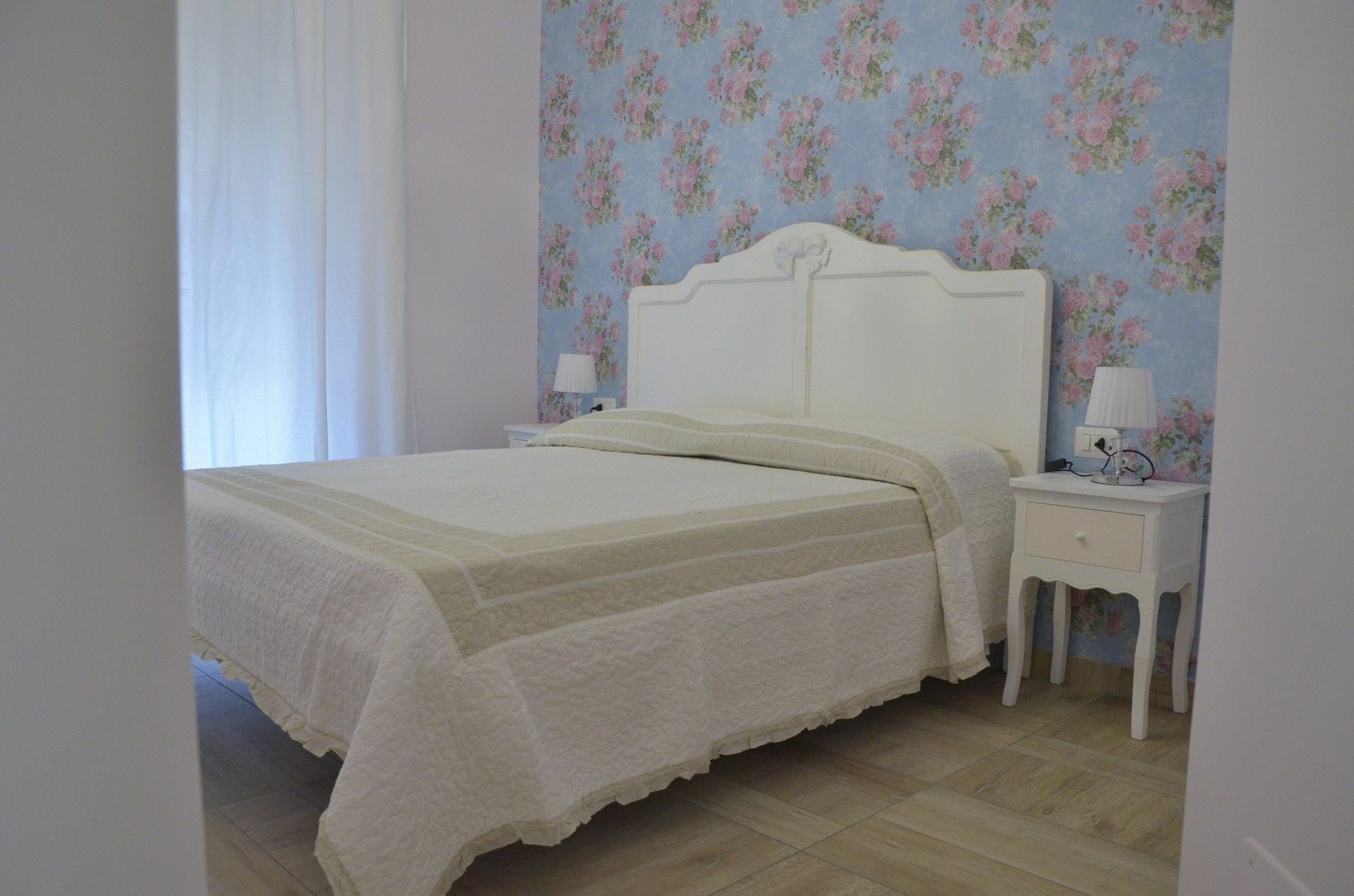 B&B Salerno Chic In Center Buitenkant foto